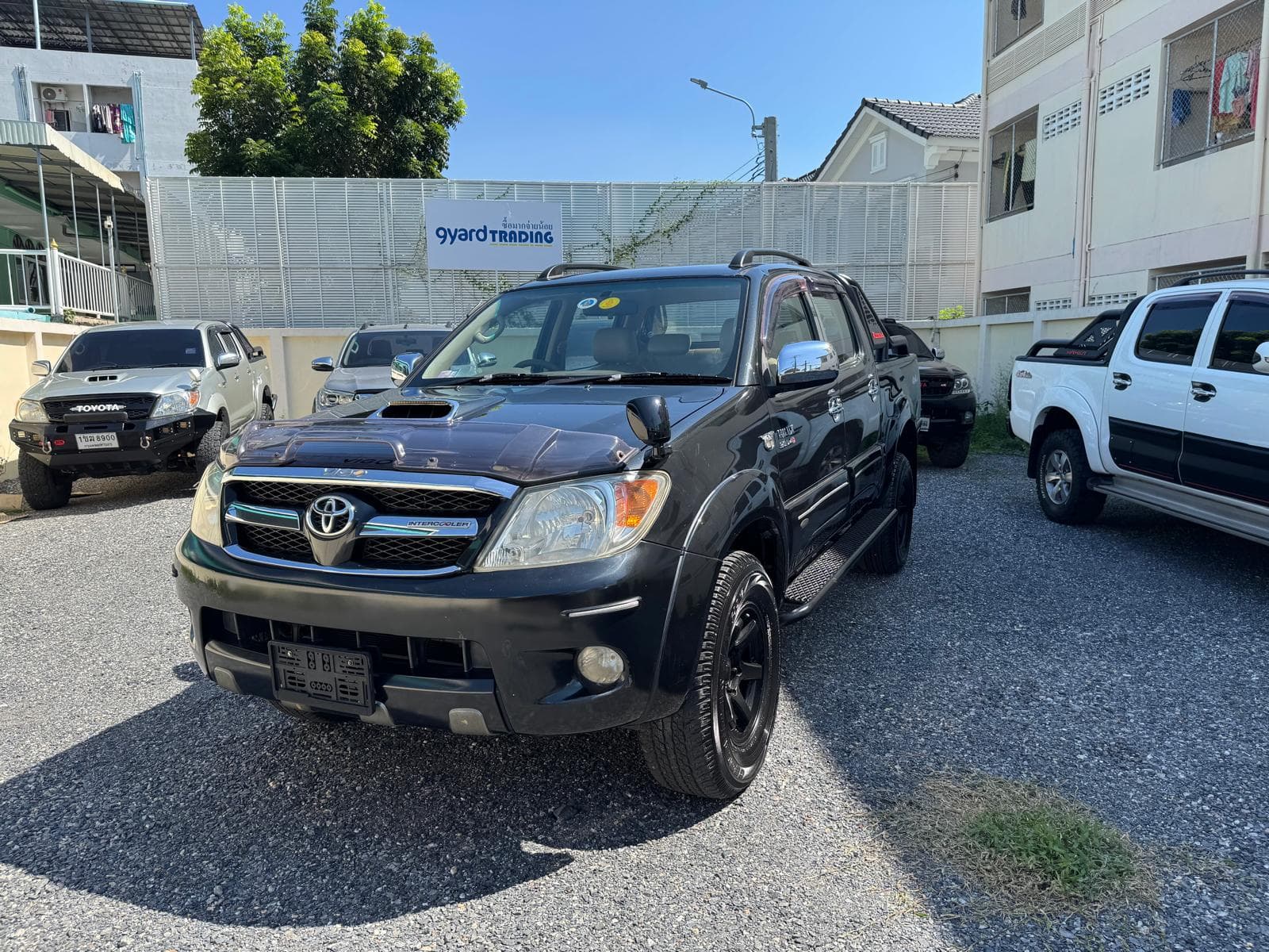 2005 TOYOTA HILUX VIGO DOUBLE CAB 3.0 4WD AT BLACK